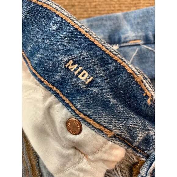 American Eagle Shorts Womens 8 Midi Cut-Off Distressed Stretch Embroidered Denim - Picture 8 of 10